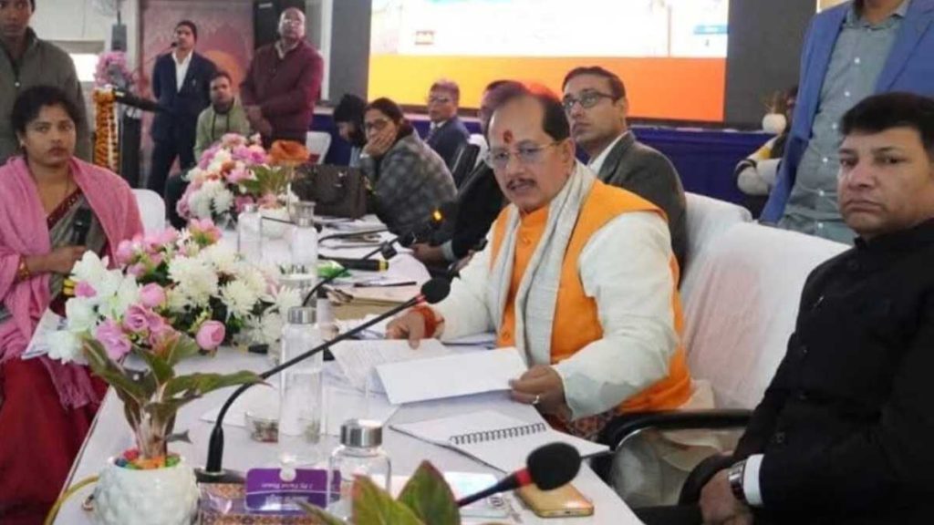deputy cm vijay sinha action muzaffarpur revenue employee suspended